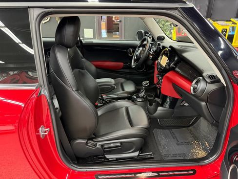 Used 2015 MINI Cooper S FWD image 15
