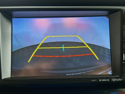Used 2018 Toyota RAV4 Limited FWD image 23