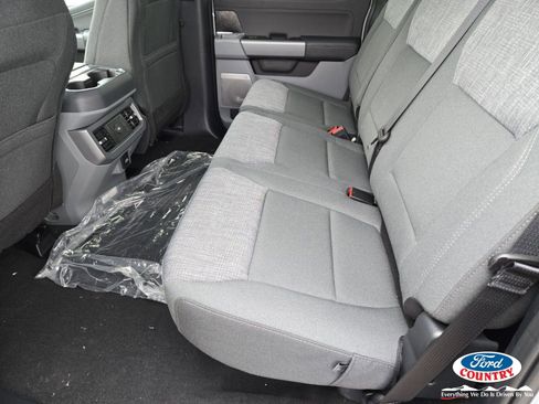 New 2026 Ford F250 XLT w/ XLT Premium Package image 7