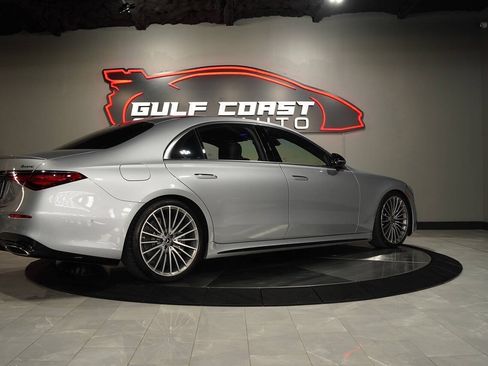 Used 2022 Mercedes-Benz S 500 4MATIC image 8
