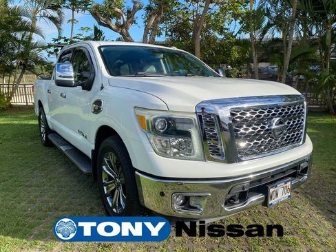 Used 2017 Nissan Titan SL w/ Chrome Package image 1