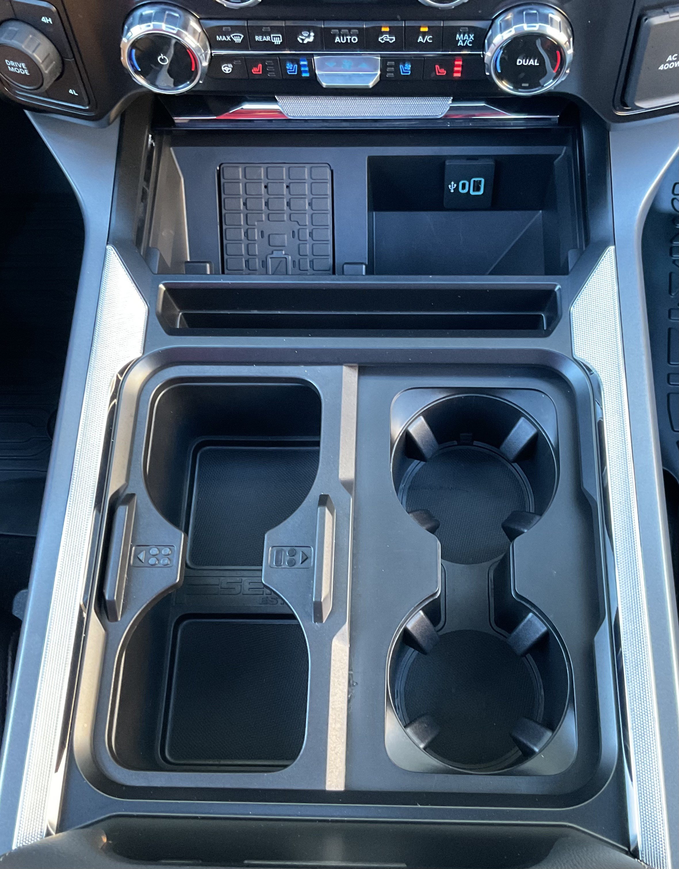 Used 2025 Ford F350 Lariat AWD/4WD image 21