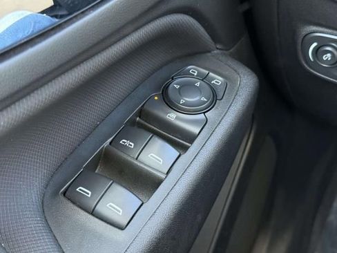 Used 2024 Chevrolet Equinox RS w/ RS Leather Package AWD/4WD image 17