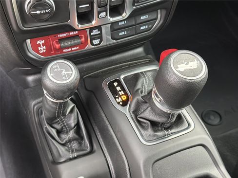 New 2026 Jeep Wrangler Unlimited Rubicon AWD/4WD image 29
