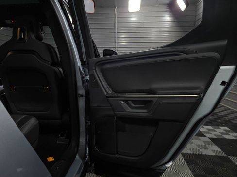 Used 2025 Rivian R1T Adventure image 40