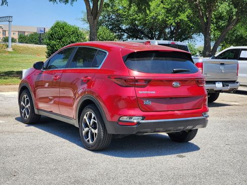 Used 2022 Kia Sportage LX FWD image 4