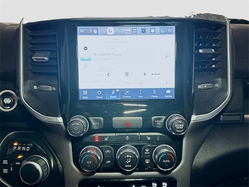 Certified 2022 RAM 2500 Big Horn w/ Level A Equipment Group image 13