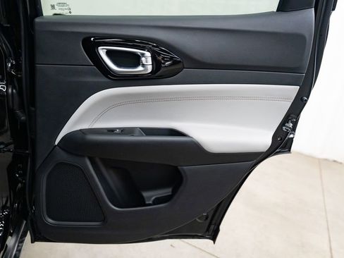 New 2026 Jeep Compass Limited image 28