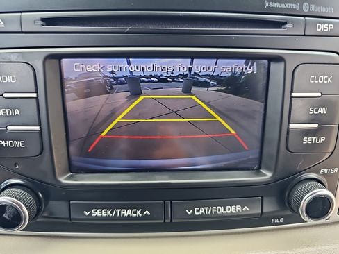 Used 2018 Kia Sportage LX FWD image 21