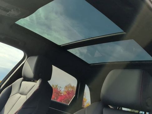 New 2025 Audi Q3 2.0T Premium Plus image 18