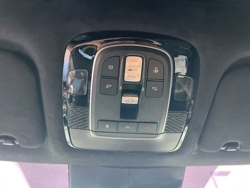 Used 2020 Hyundai Palisade Limited FWD image 25