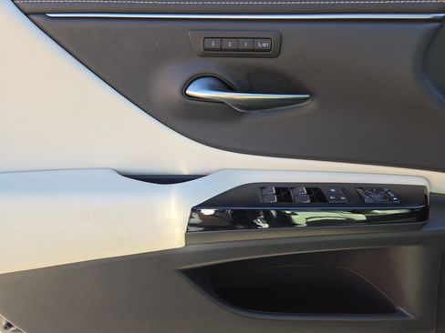 Certified 2025 Lexus ES 350 Premium image 15