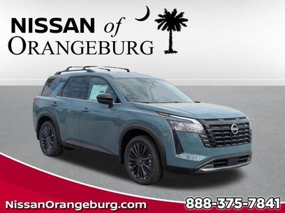 New 2026 Nissan Pathfinder SL w/ SL Premium Package