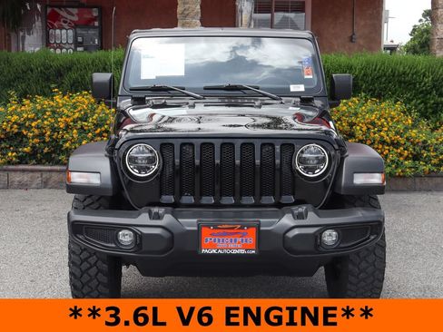 Used 2022 Jeep Wrangler Sport AWD/4WD image 3