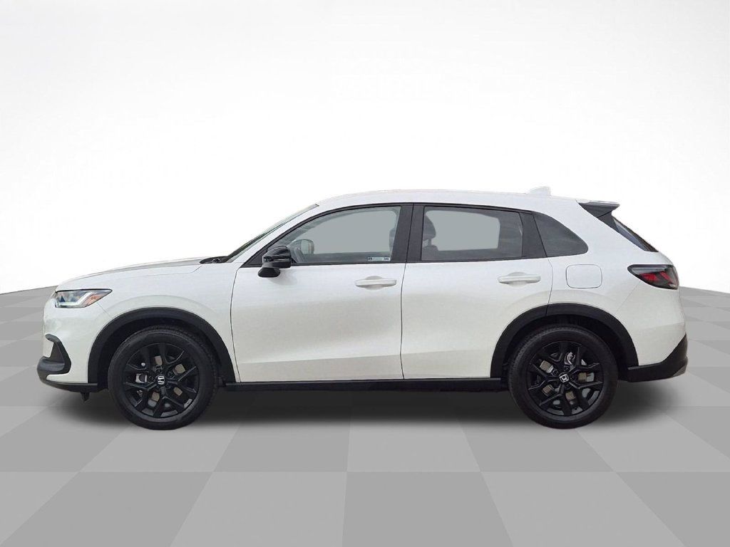 Used 2024 Honda HR-V Sport image 8
