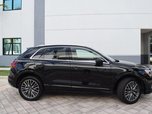 Used 2022 Audi Q3 2.0T Premium w/ Convenience Package AWD/4WD image 7