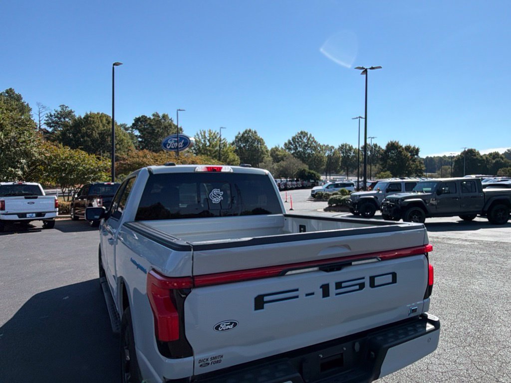 Used 2024 Ford F150 Lightning Lariat AWD/4WD image 22