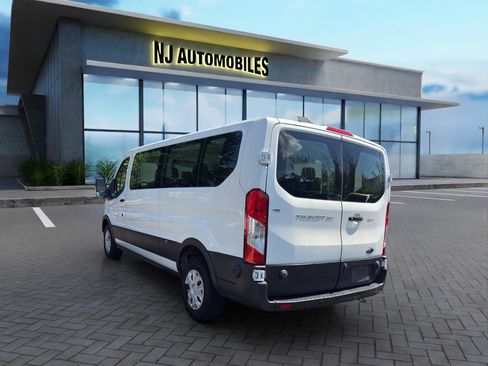 Used 2020 Ford Transit 350 XLT RWD image 5