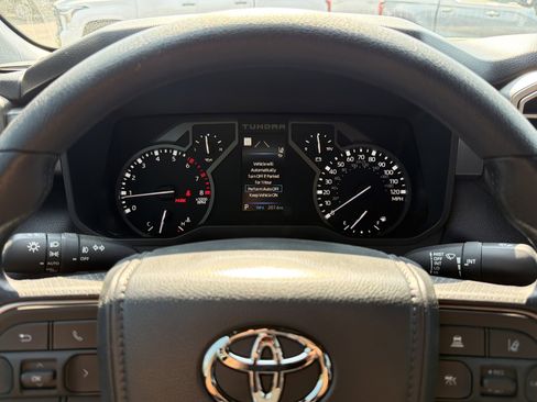 New 2026 Toyota Tundra SR5 AWD/4WD image 31