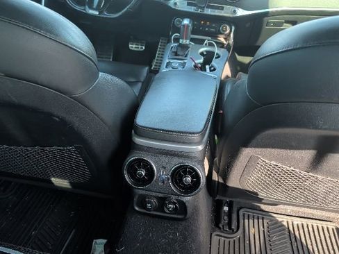 Used 2018 Kia Stinger GT image 12