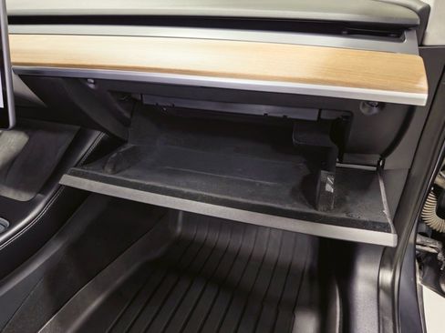 Used 2022 Tesla Model 3 Long Range image 20