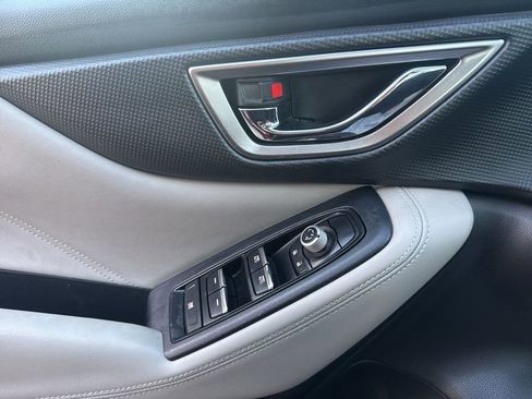 Used 2020 Subaru Forester Limited image 19