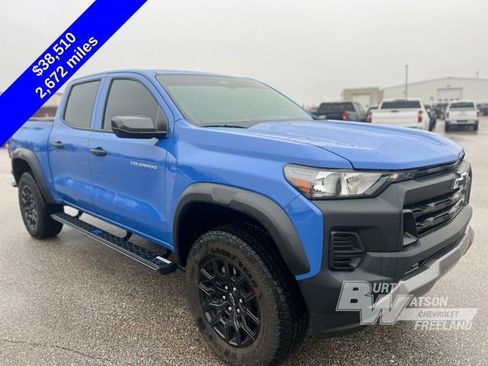 Used 2025 Chevrolet Colorado Trail Boss image 7