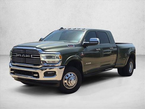 Used 2020 RAM 3500 Laramie AWD/4WD image 2
