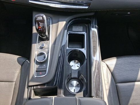 Used 2022 Cadillac Escalade Sport w/ Touring Package image 16