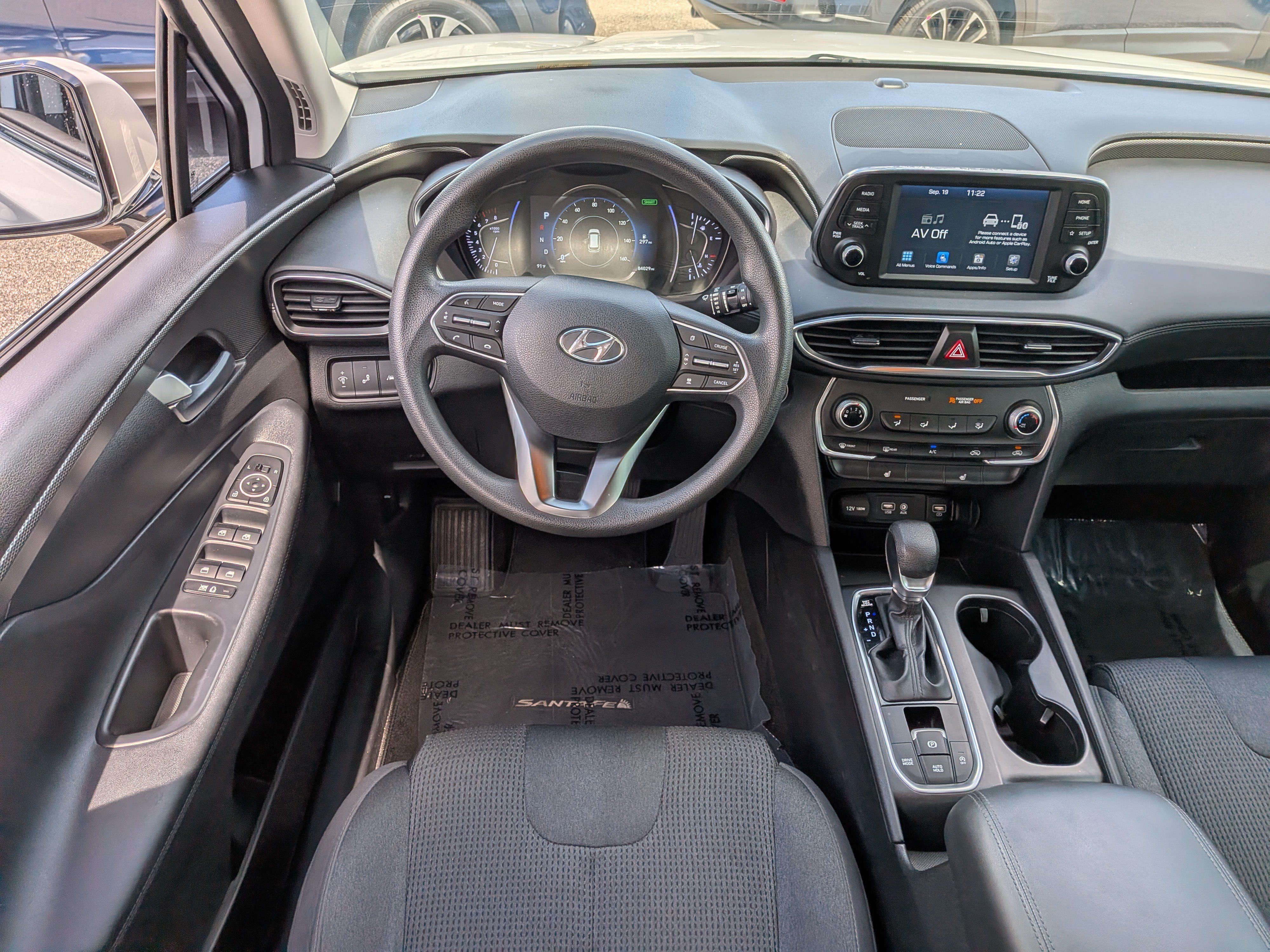 Used 2019 Hyundai Santa Fe SEL FWD image 17