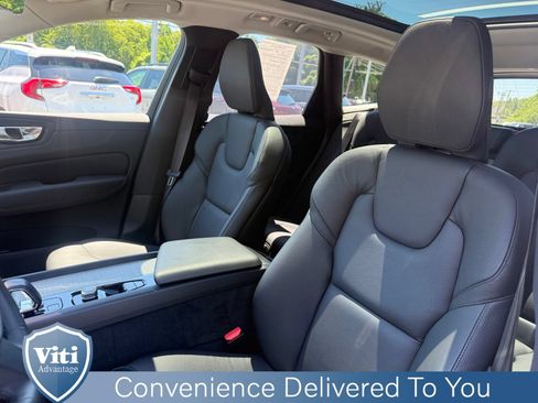 Certified 2025 Volvo XC60 T8 Plus w/ Protection Package Premier AWD/4WD image 18