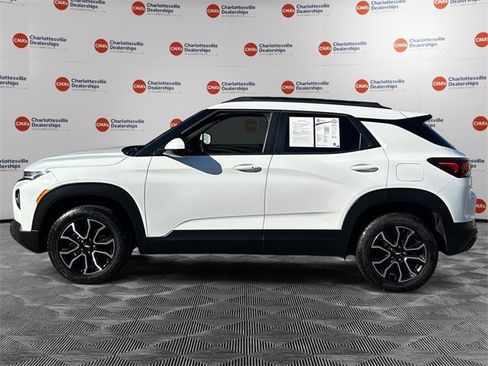 Used 2021 Chevrolet TrailBlazer ACTIV w/ Technology Package image 2