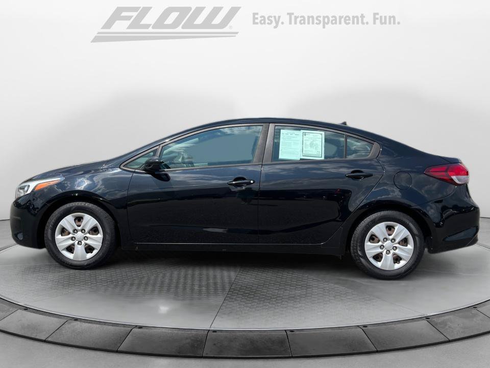 Used 2017 Kia Forte LX FWD image 5
