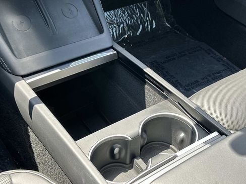 Used 2025 Tesla Model 3 RWD image 19