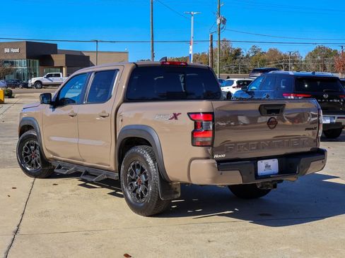Used 2023 Nissan Frontier Pro-X w/ Pro-X Premium Package image 2