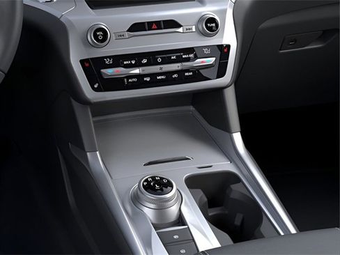 Used 2024 Ford Explorer XLT w/ Equipment Group 202A image 15