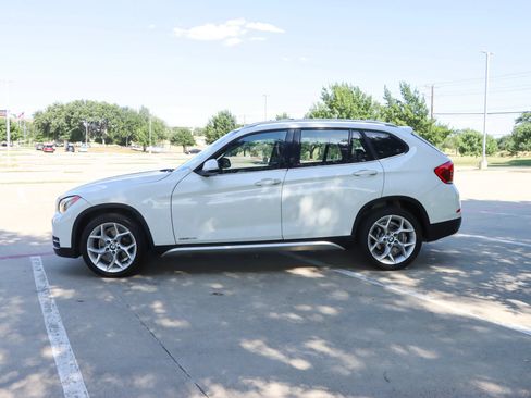 Used 2014 BMW X1 sDrive28i RWD image 4