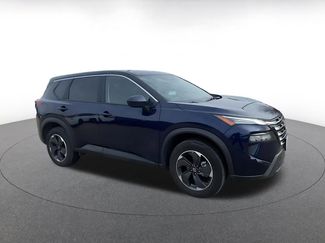 Used 2025 Nissan Rogue SV video 2