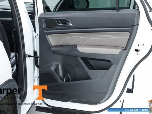 Used 2023 Volkswagen Atlas Cross Sport SEL AWD/4WD image 31