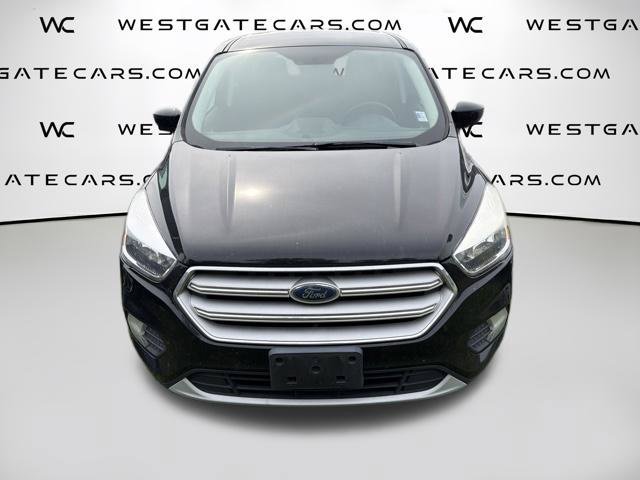 Used 2019 Ford Escape SE FWD image 2