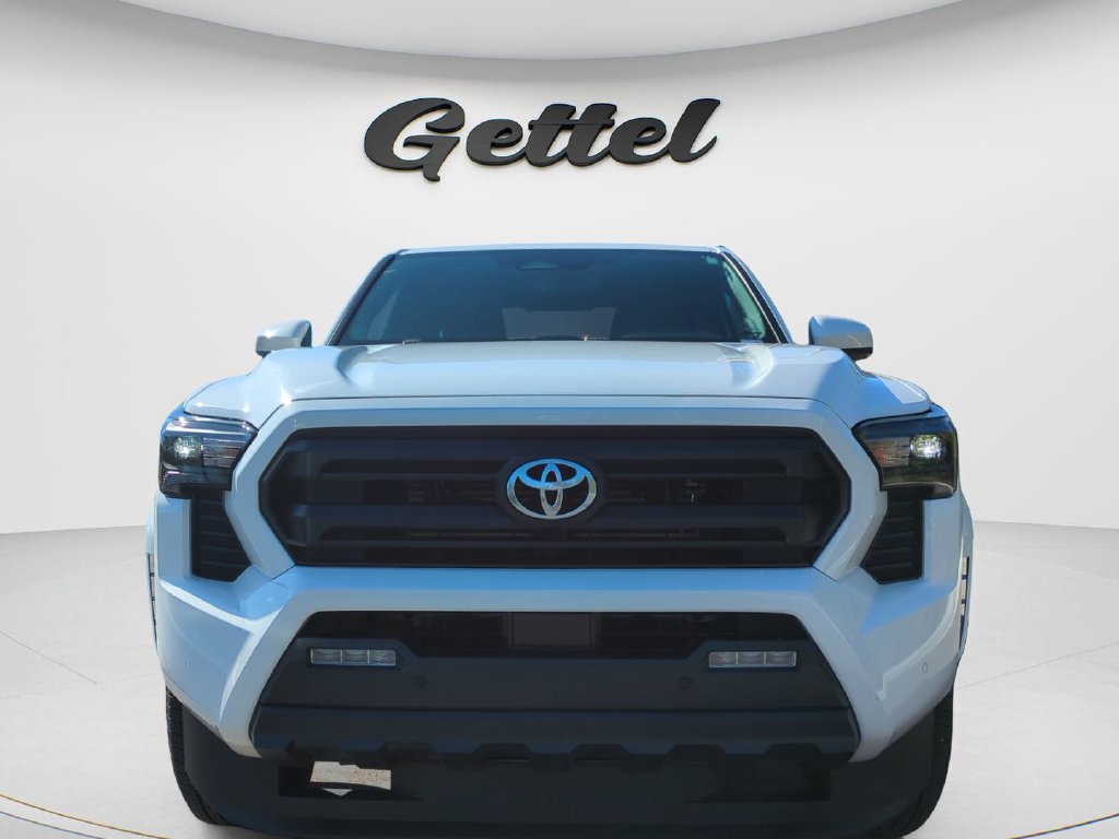 Used 2024 Toyota Tacoma SR5 w/ SR5 Upgrade Package RWD image 8