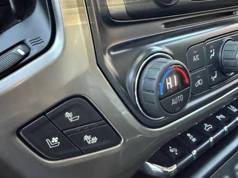 Used 2018 Chevrolet Silverado 2500 High Country w/ Duramax Plus Package image 13