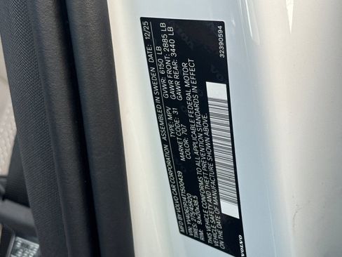 New 2026 Volvo XC90 B6 Core image 35