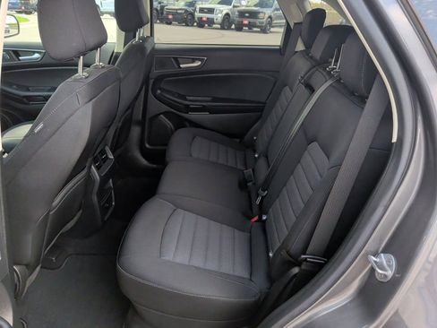 Used 2022 Ford Edge SE w/ Black Appearance Package image 35