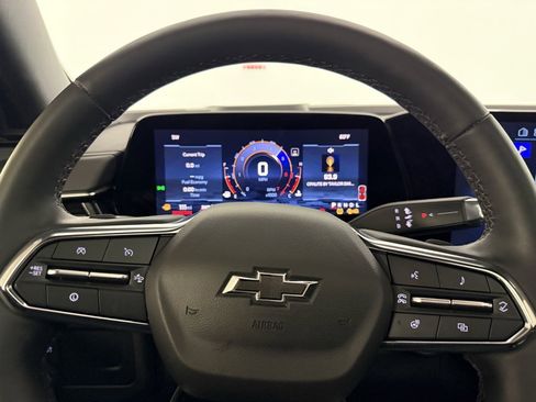 Used 2025 Chevrolet Tahoe Z71 w/ Comfort Package image 24