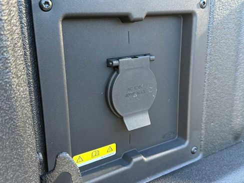 Used 2024 Ford F150 XLT w/ Equipment Group 302A MID image 31