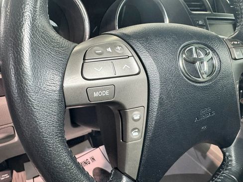 Used 2010 Toyota Highlander Limited AWD/4WD image 26