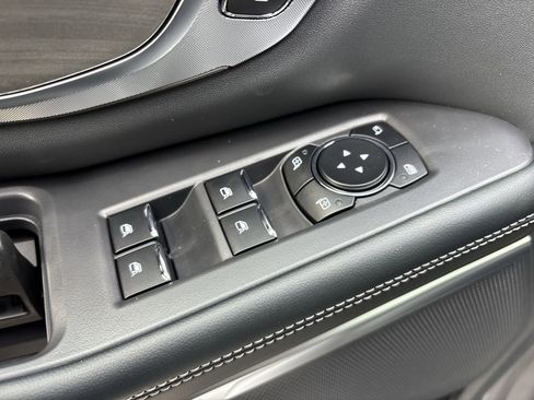 New 2025 Ford Expedition Platinum image 18