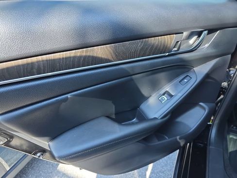 Used 2022 Honda Accord Touring image 28