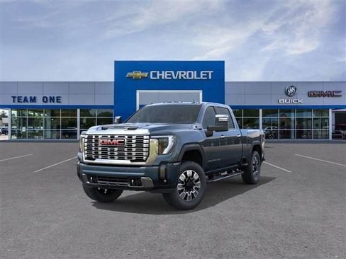 New 2026 GMC Sierra 2500 Denali w/ Denali Reserve Package image 8